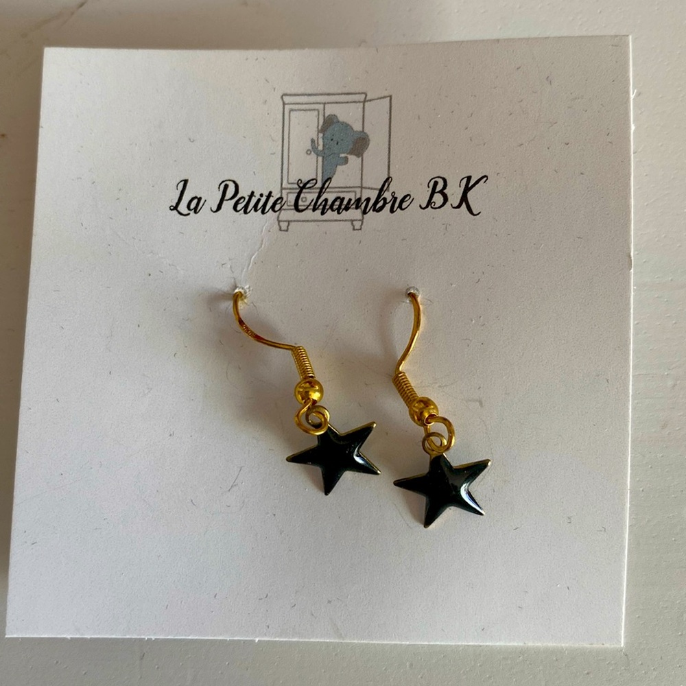 Hanging star earrings